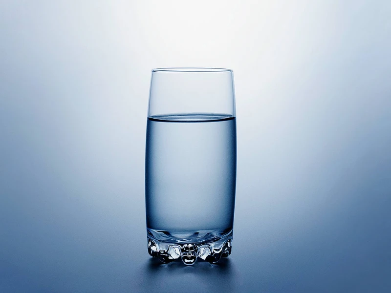 اهمیت انتخاب آب معدنی با کیفیت در سبک زندگی سالم