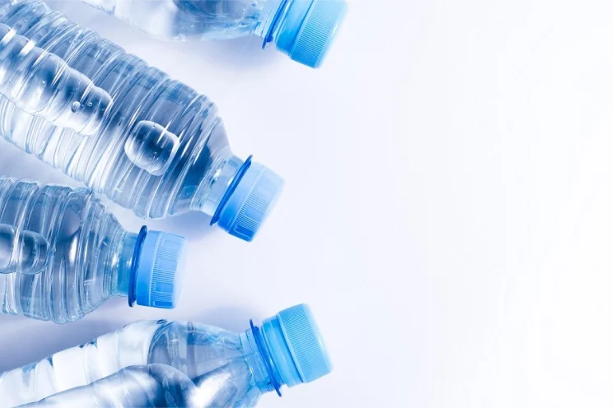 چرا نباید هر نوع آب آشامیدنی را بنوشید؟ حقیقت پنهان!