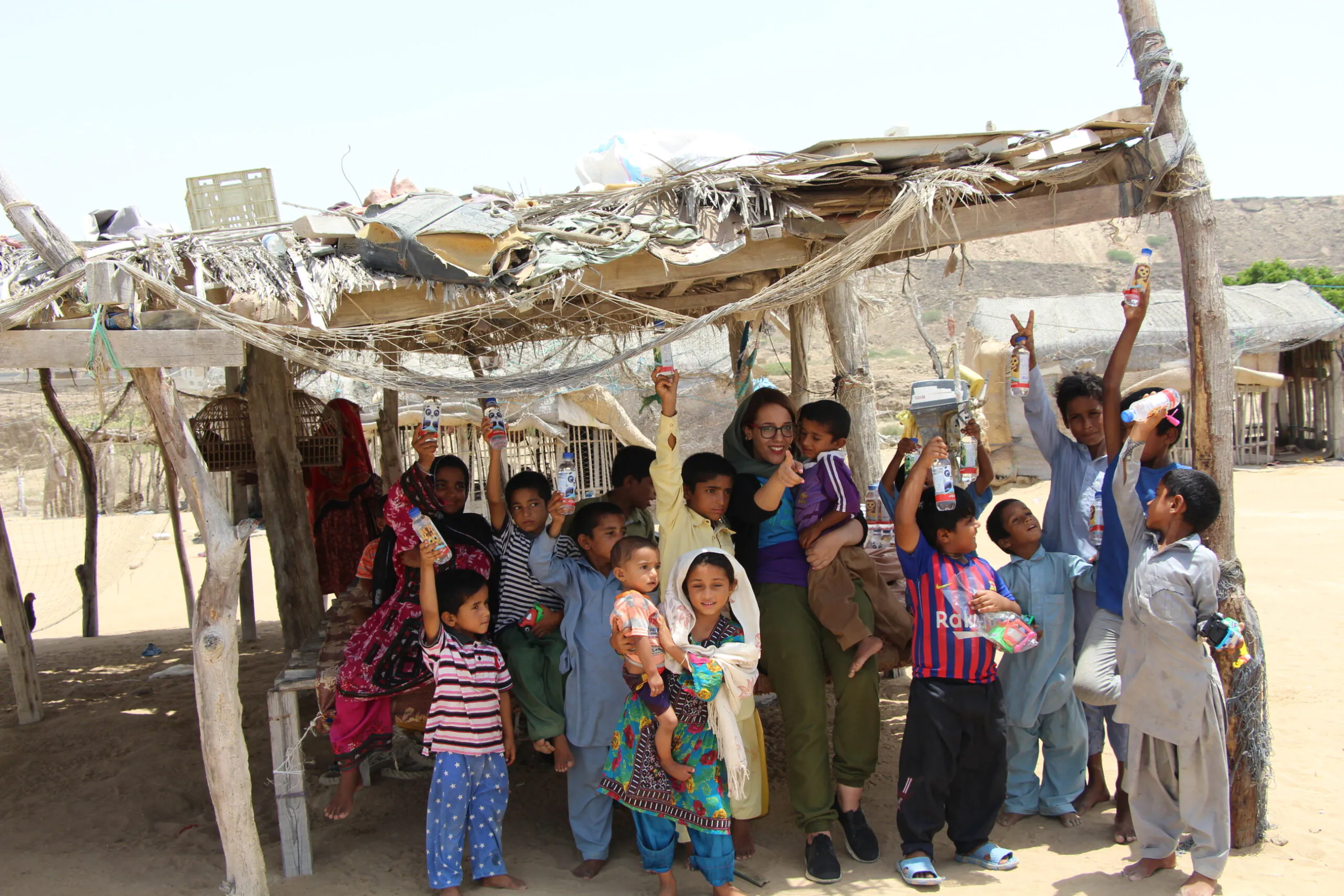 Bringing health to the children of Chabahar ارمغان سلامتی برای کودکان چابهار